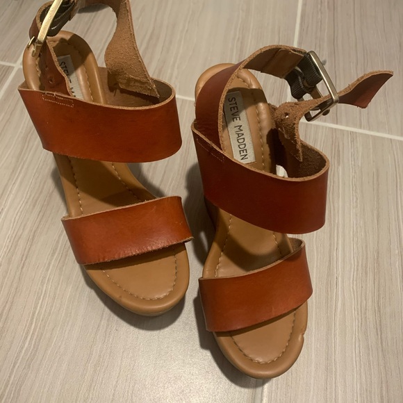 Steve Madden wedges - Picture 1 of 3